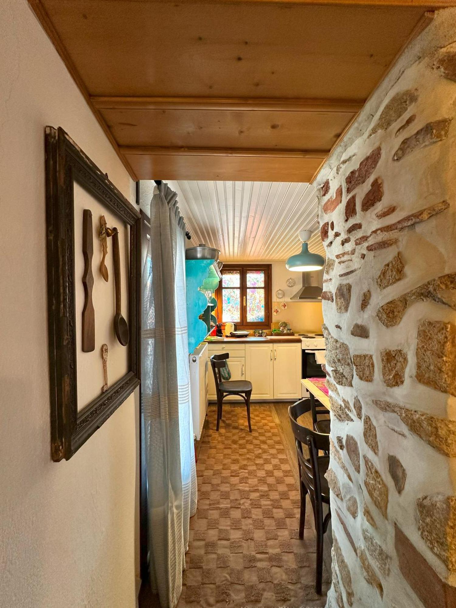 Renovated Old Manor House With Yard Villa Arnaía Eksteriør bilde