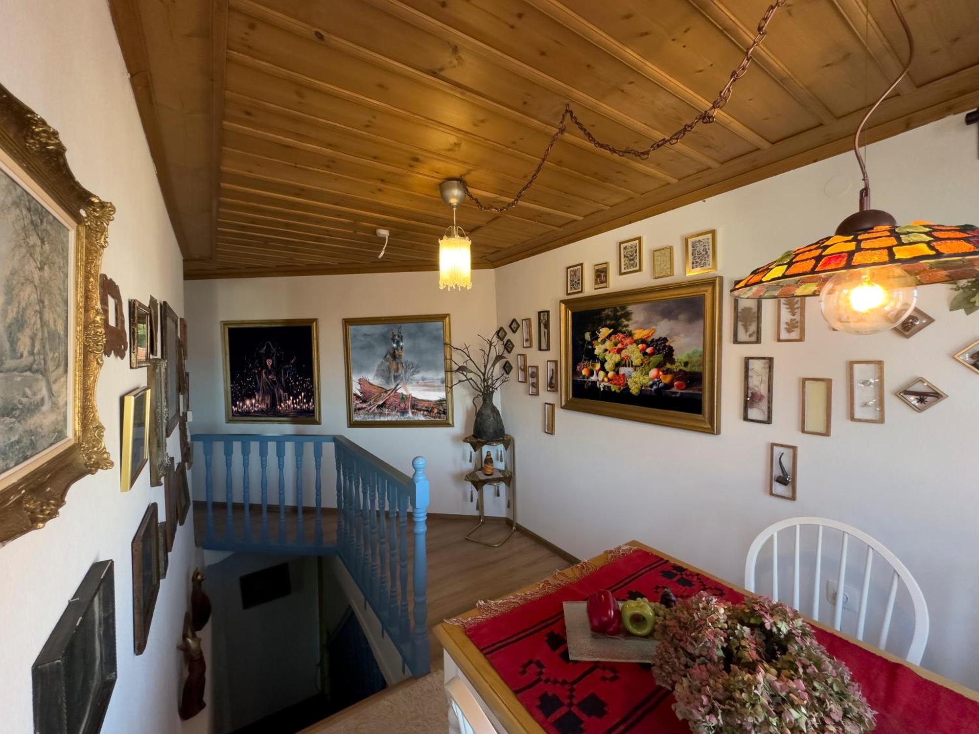 Renovated Old Manor House With Yard Villa Arnaía Eksteriør bilde