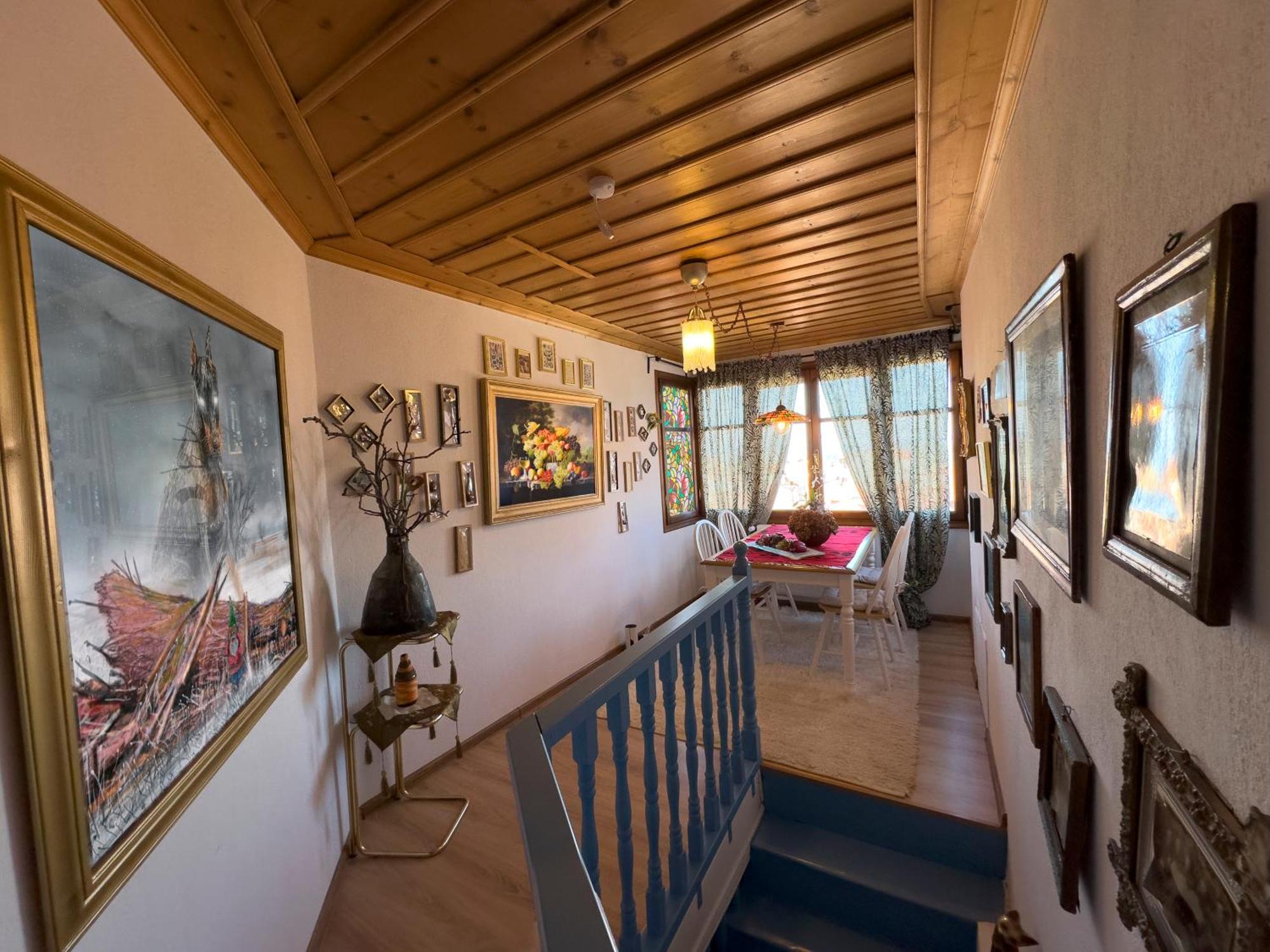 Renovated Old Manor House With Yard Villa Arnaía Eksteriør bilde